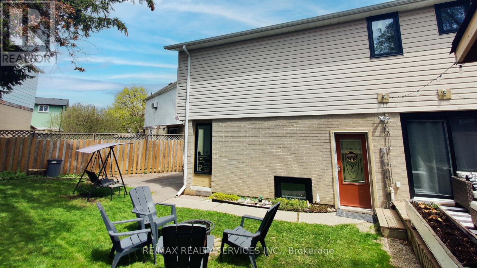 30 Haley Court, Brampton, Ontario  L6S 1N6 - Photo 35 - W12800652