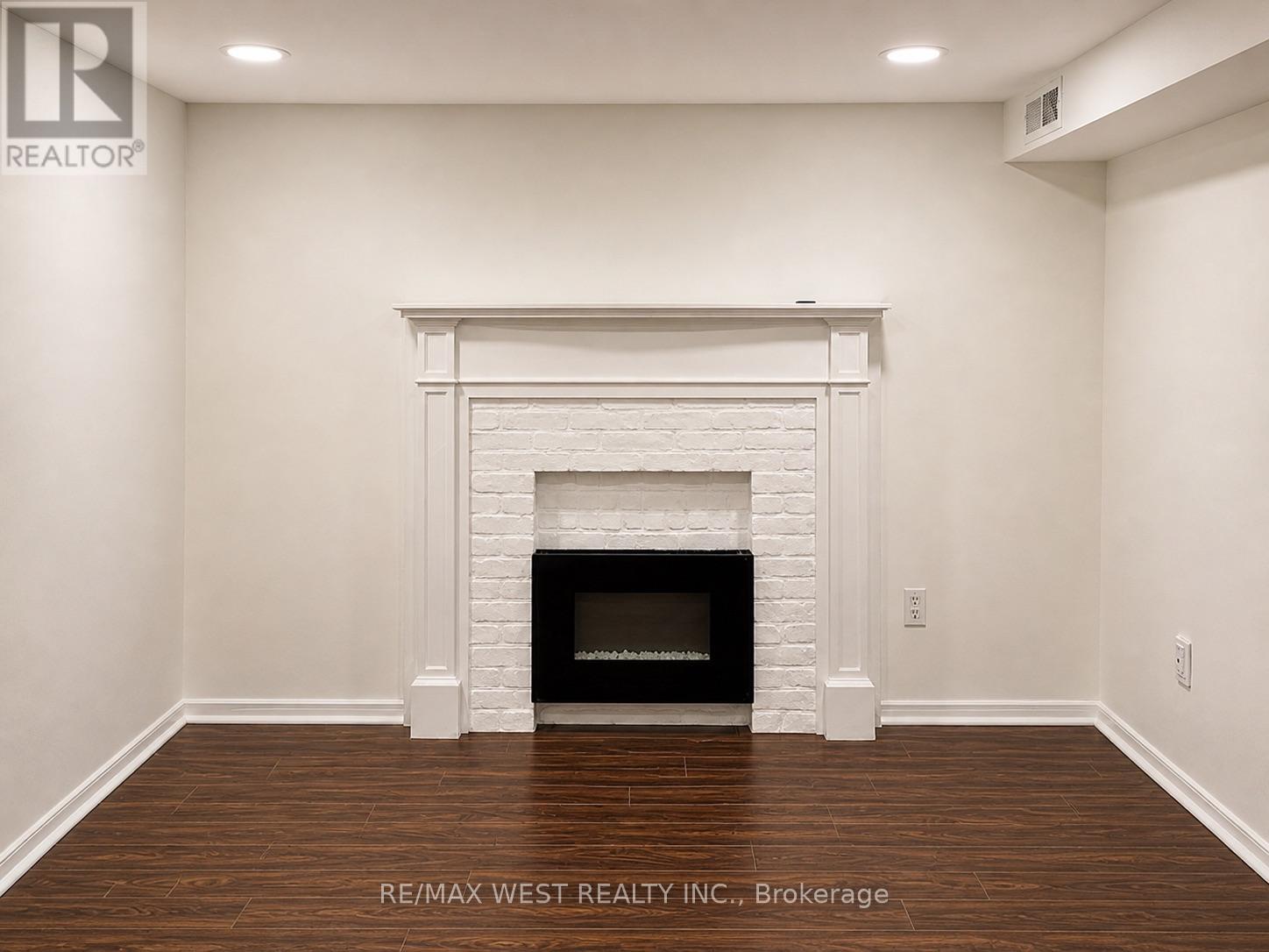 Lower Level - 84 Mackenzie Crescent, Toronto, Ontario  M6J 1T3 - Photo 11 - C13075416