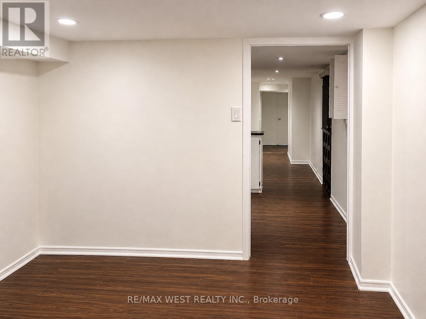 Lower Level - 84 Mackenzie Crescent, Toronto, Ontario  M6J 1T3 - Photo 13 - C13075416