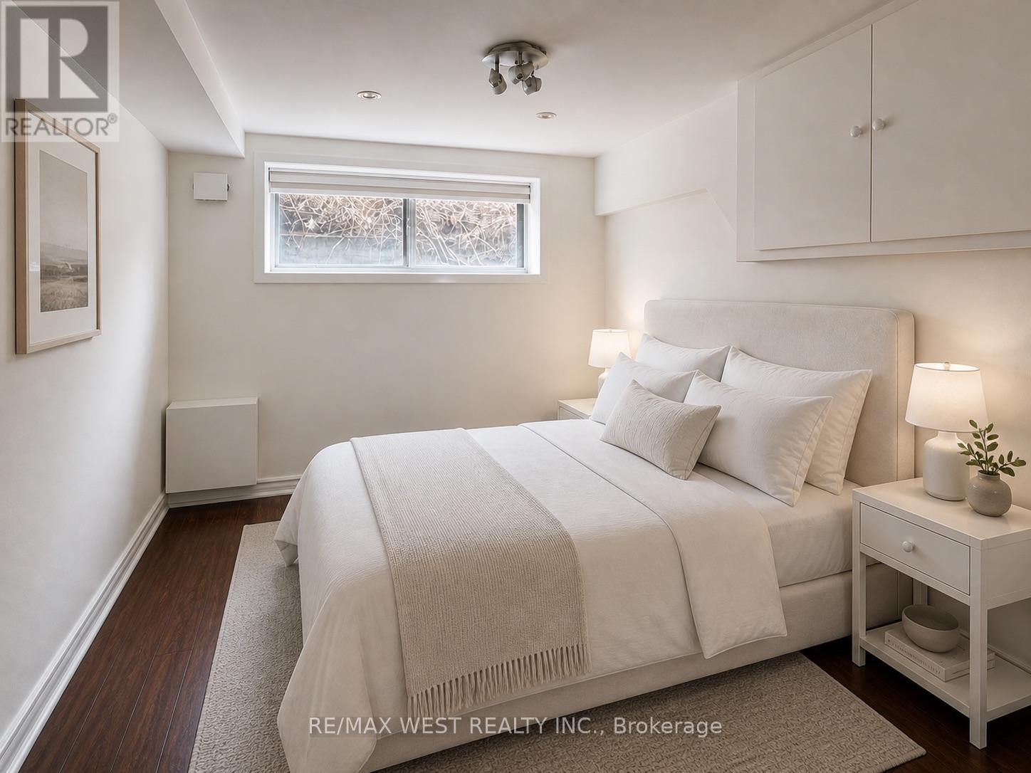 Lower Level - 84 Mackenzie Crescent, Toronto, Ontario  M6J 1T3 - Photo 5 - C13075416