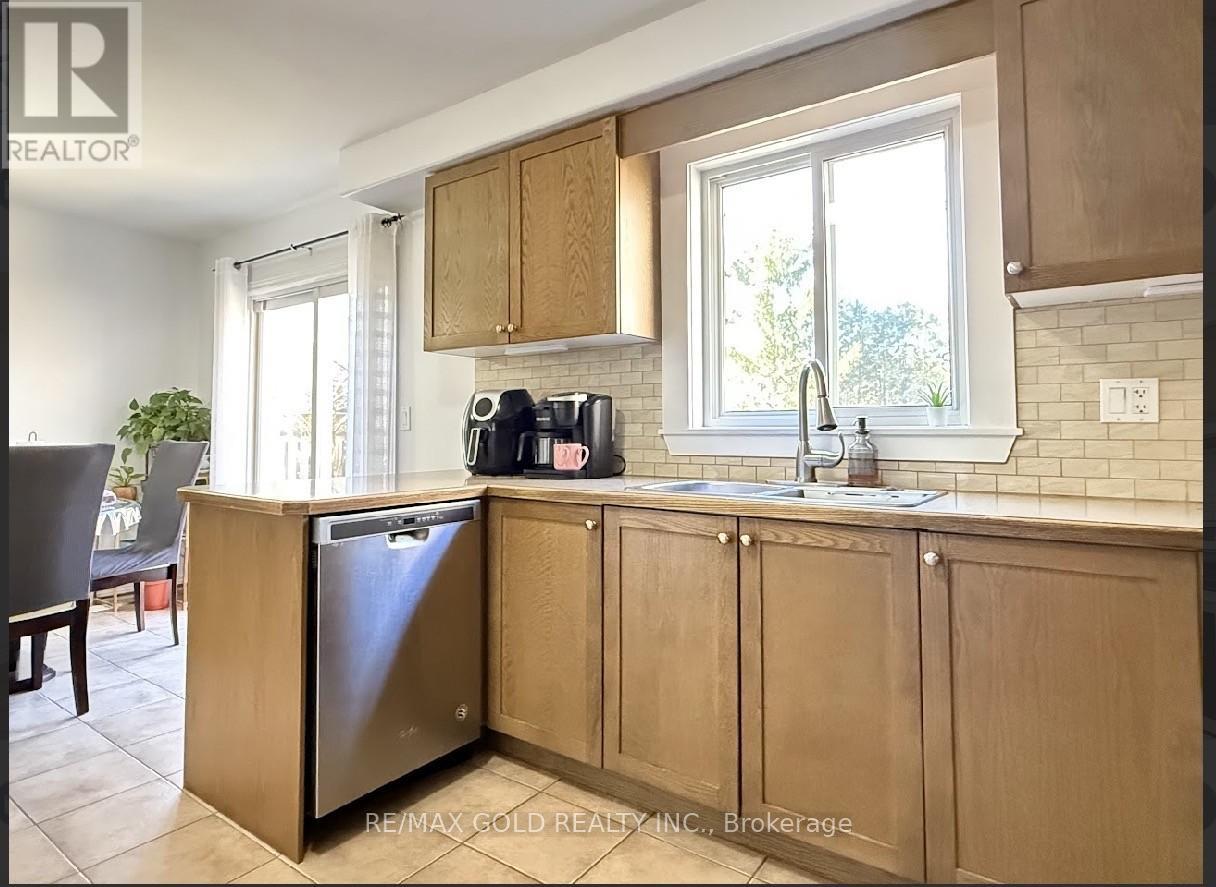 128 Buchanan Drive, New Tecumseth, Ontario  L9R 0A3 - Photo 15 - N13076090