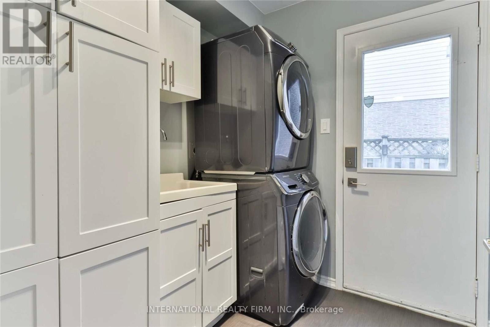 168 Willow Lane, Newmarket (Bristol-London), Ontario  L3Y 4J3 - Photo 10 - N13076092