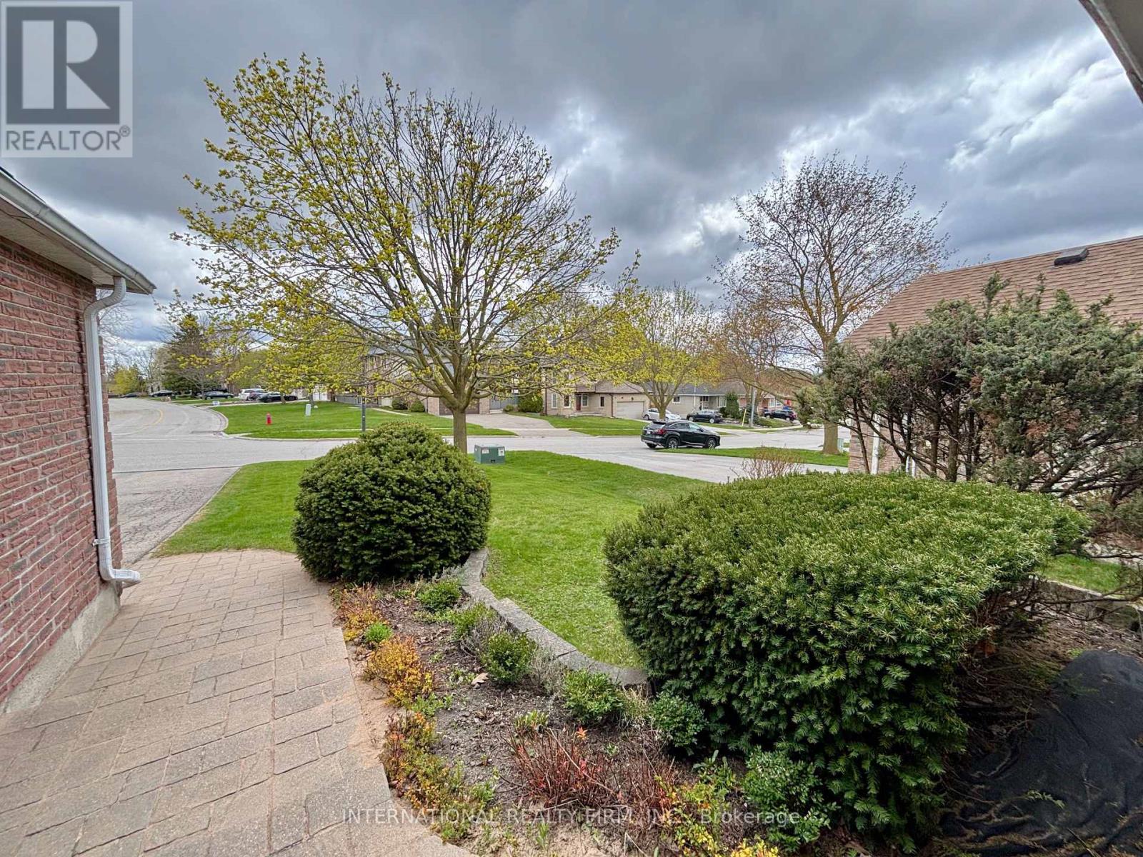 168 Willow Lane, Newmarket (Bristol-London), Ontario  L3Y 4J3 - Photo 4 - N13076092