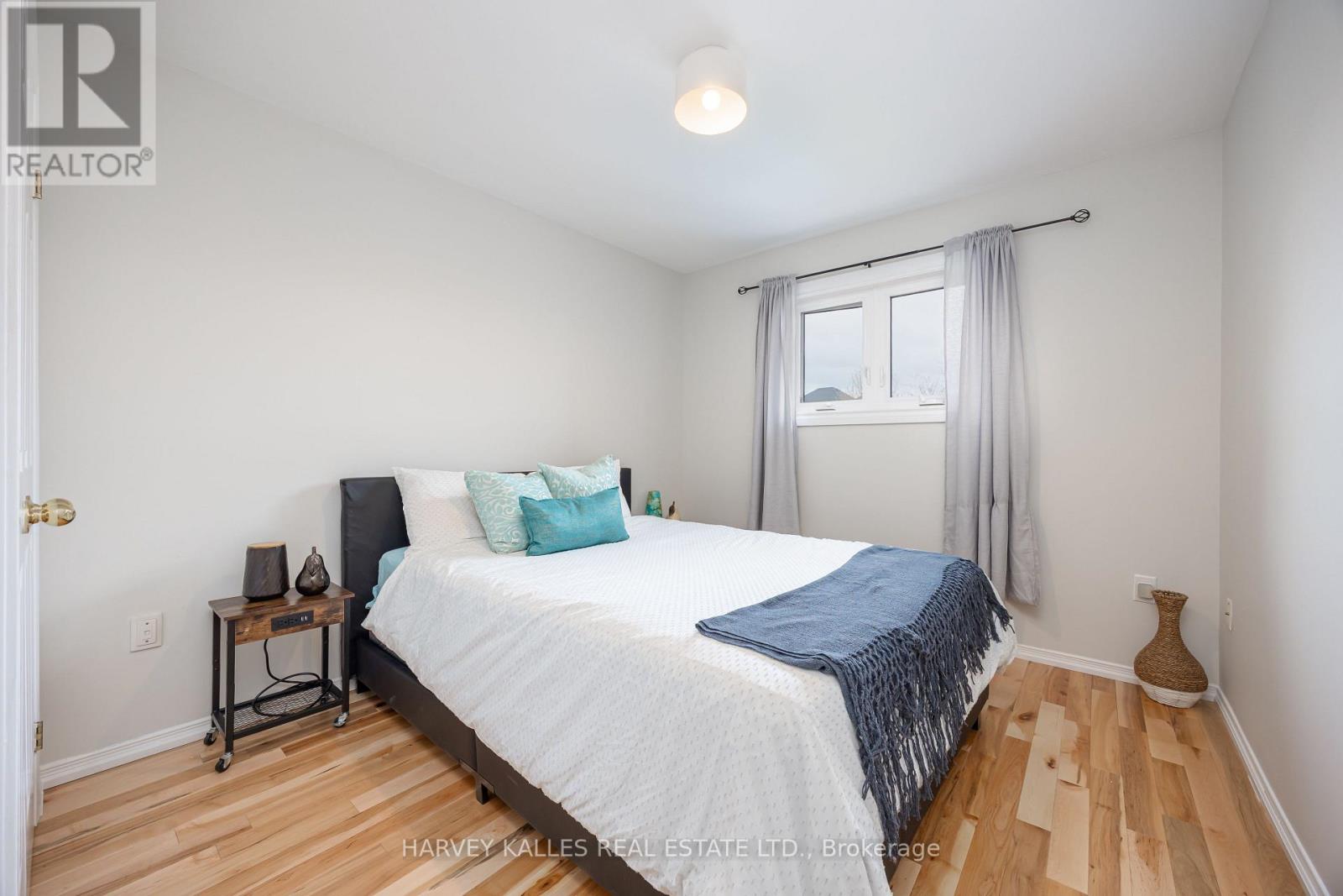 4108 Kryzan Drive, Burlington, Ontario  L7M 4Z5 - Photo 21 - W13076102