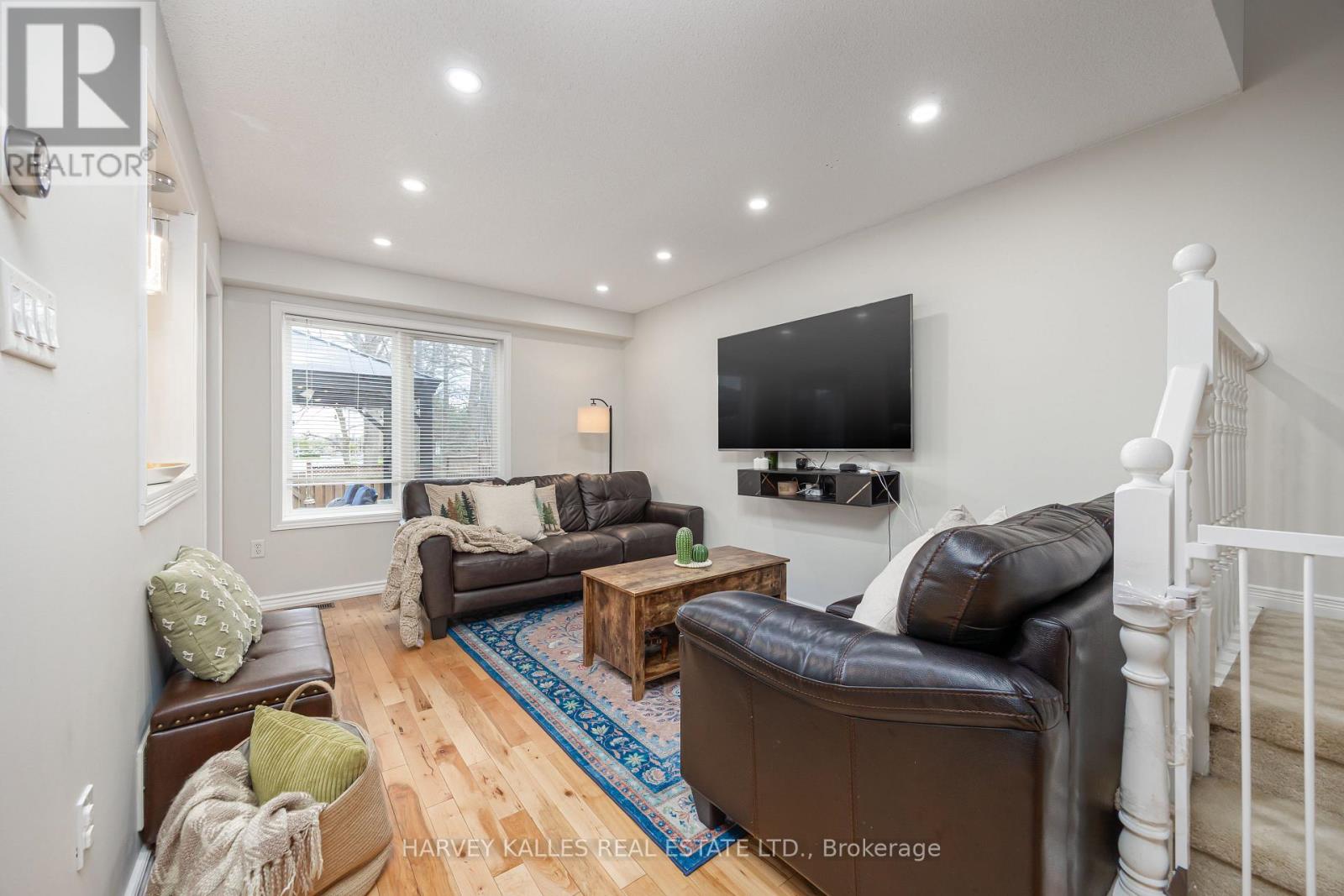 4108 Kryzan Drive, Burlington, Ontario  L7M 4Z5 - Photo 6 - W13076102