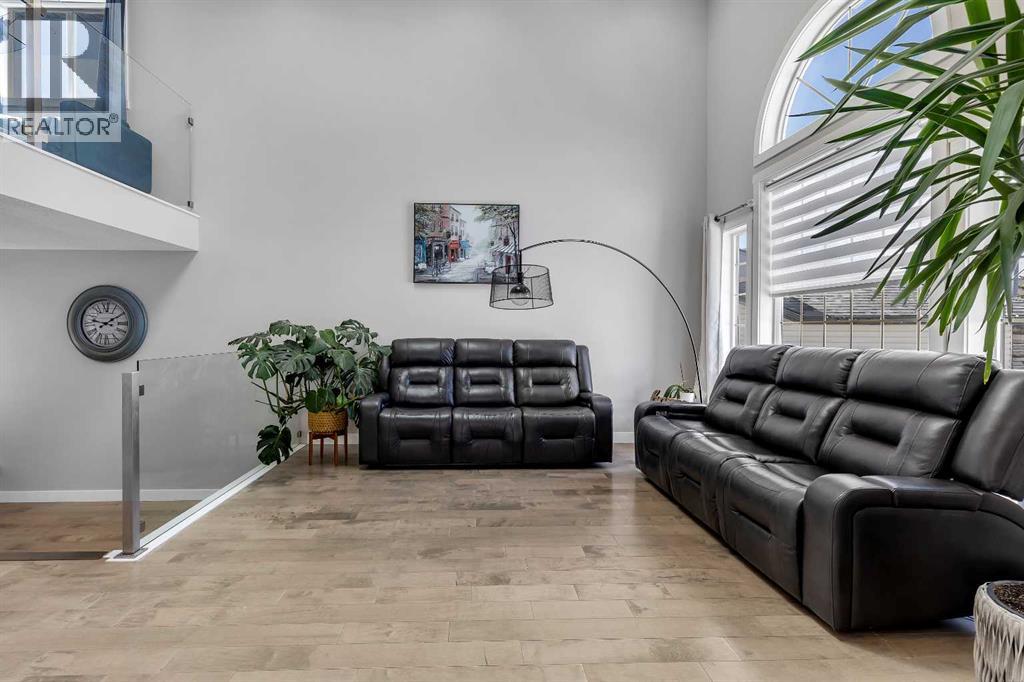 32 Citadel Ridge Place NW, Calgary, Alberta  T3G 4P8 - Photo 3 - A2296204