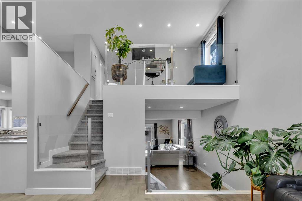 32 Citadel Ridge Place NW, Calgary, Alberta  T3G 4P8 - Photo 4 - A2296204