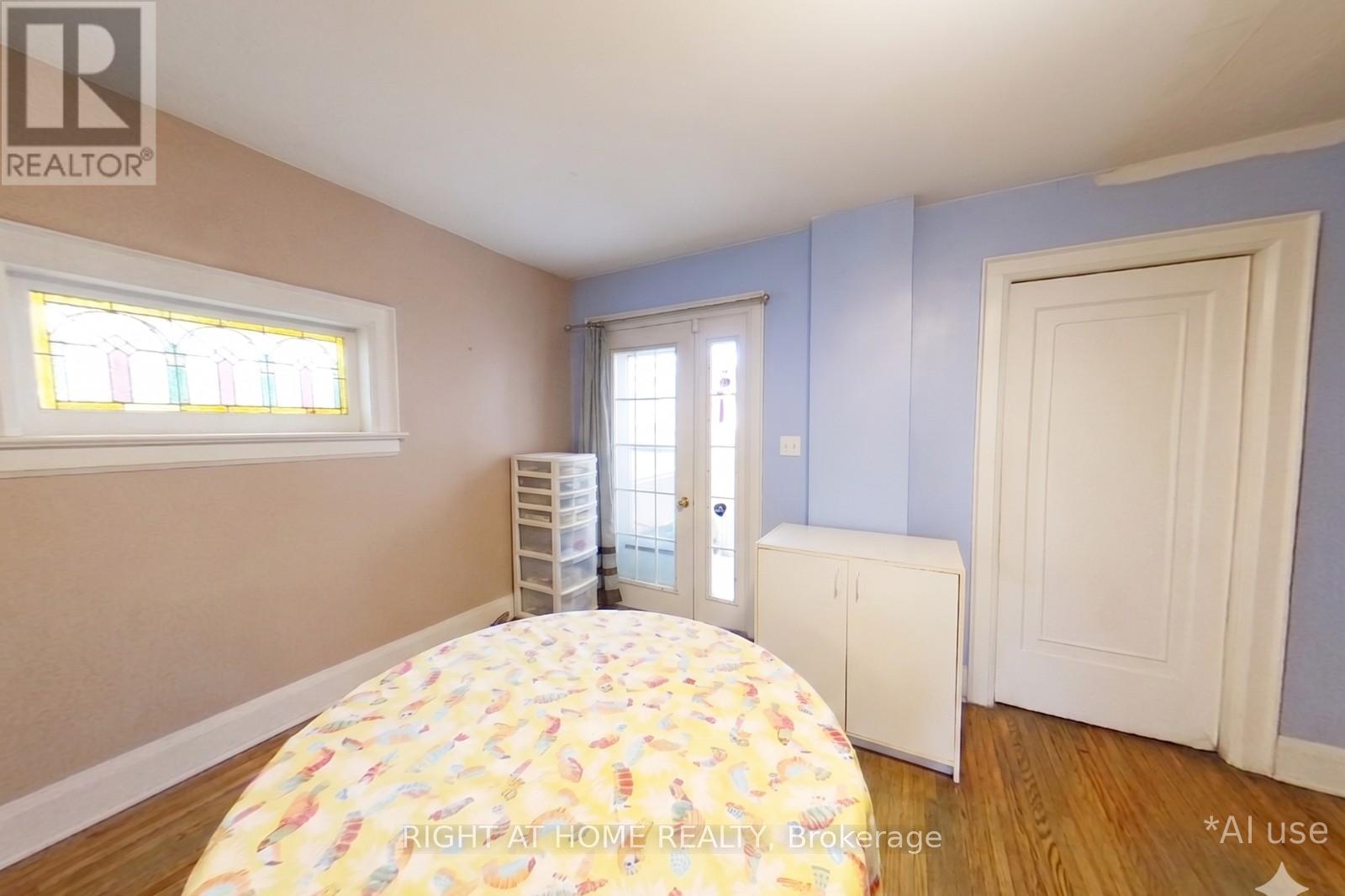602 Ridelle Avenue, Toronto, Ontario  M6B 1K9 - Photo 13 - W13066722