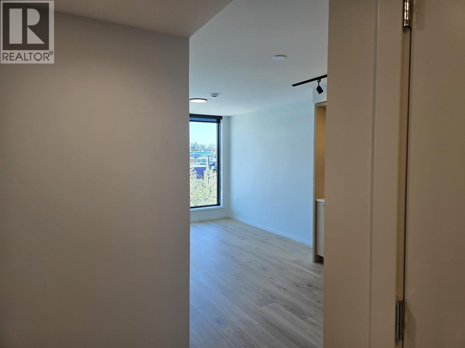 363 5189 Earles Street, Vancouver, British Columbia  V5R 0M7 - Photo 4 - R3109759