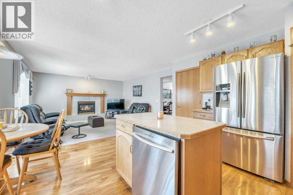 52 Country Hills Green Nw, Calgary, Alberta  T3K 4Y4 - Photo 10 - A2295133
