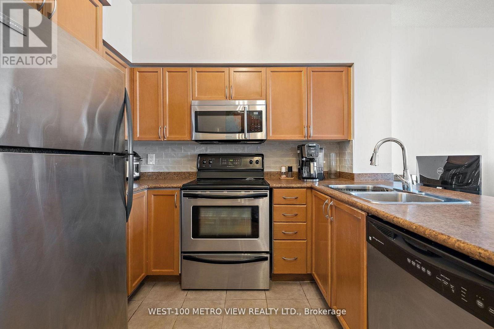 1807 - 388 Prince Of Wales Drive, Mississauga, Ontario  L5B 0A1 - Photo 6 - W13076134