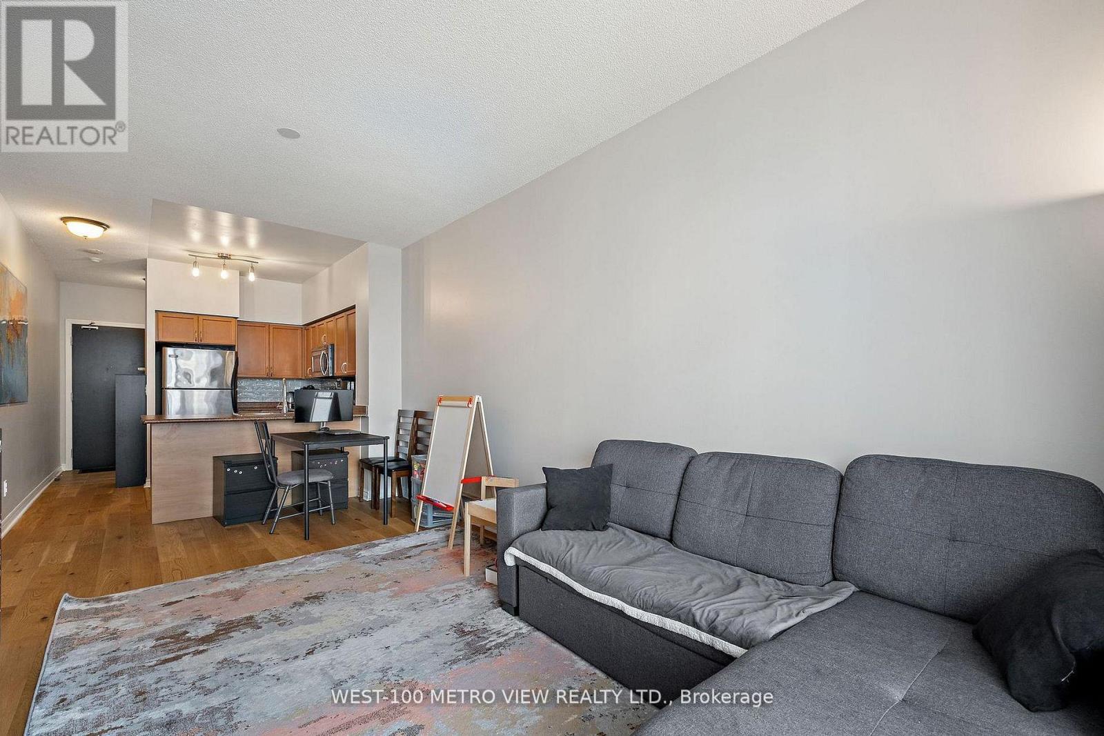 1807 - 388 Prince Of Wales Drive, Mississauga, Ontario  L5B 0A1 - Photo 8 - W13076134