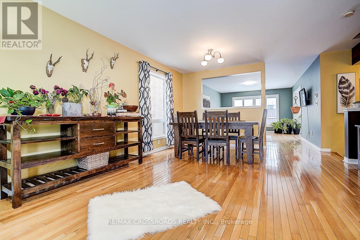 597 Caverhill Crescent, Milton, Ontario  L9T 5K1 - Photo 9 - W13076136