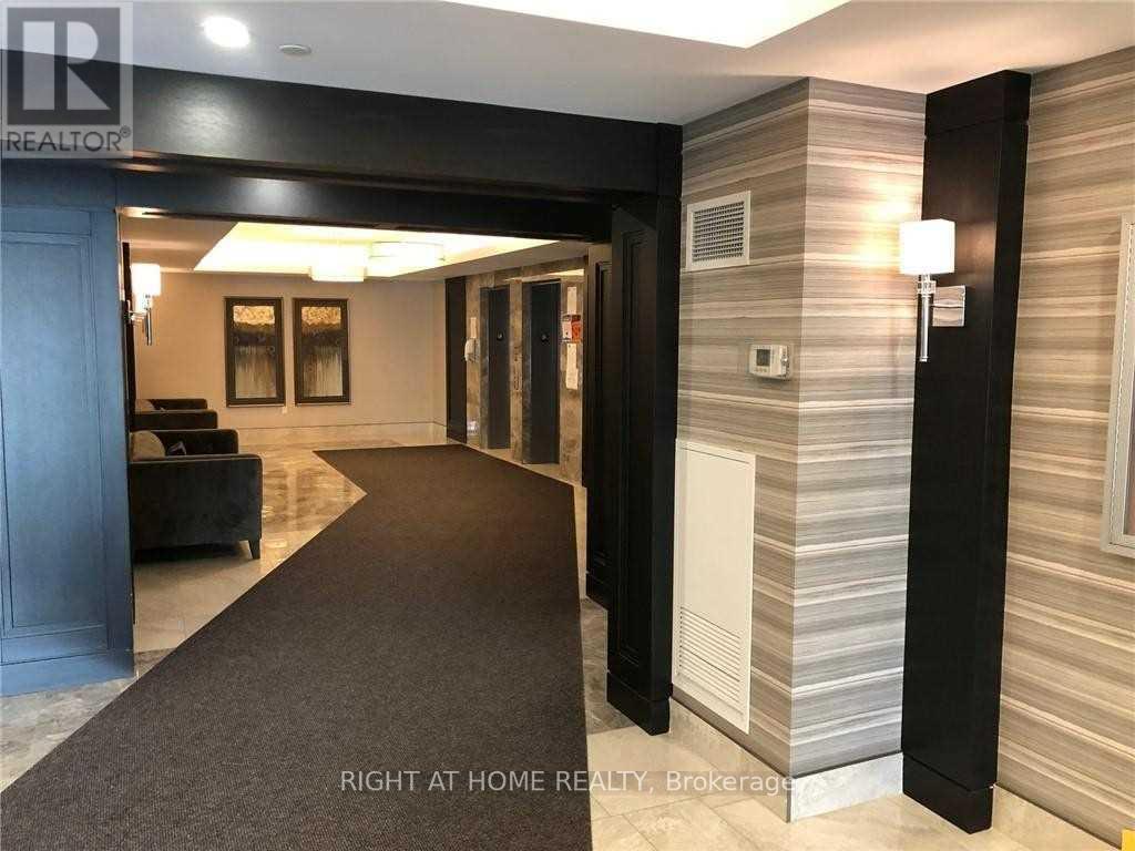 404 - 101 Shoreview Place, Hamilton, Ontario  L8E 0K3 - Photo 3 - X13076130