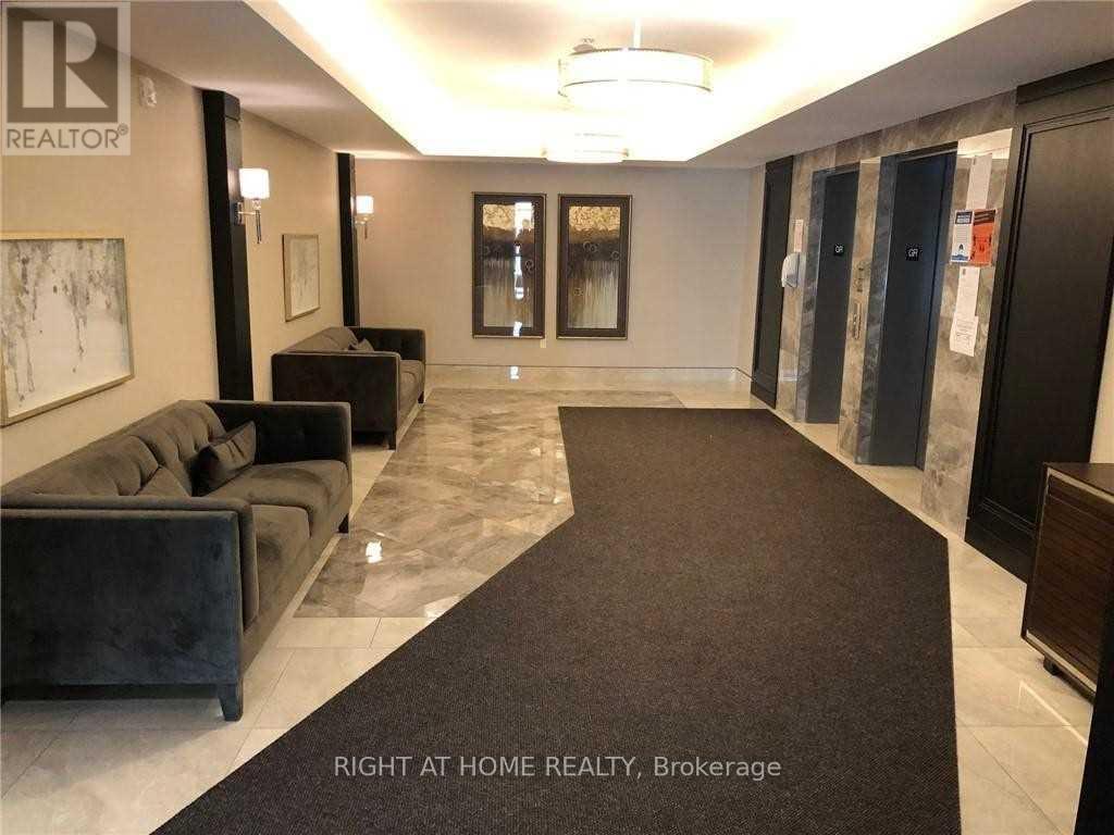 404 - 101 Shoreview Place, Hamilton, Ontario  L8E 0K3 - Photo 4 - X13076130