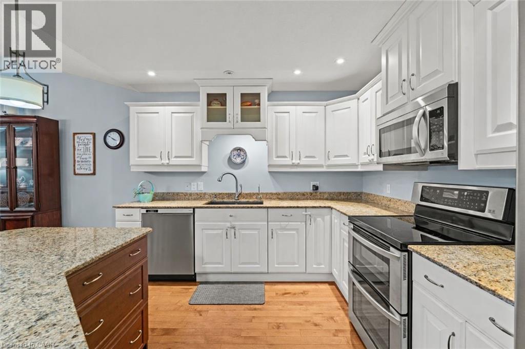 3241 Montrose Road Unit# 10, Niagara Falls, Ontario  L2H 3L3 - Photo 10 - 40810421