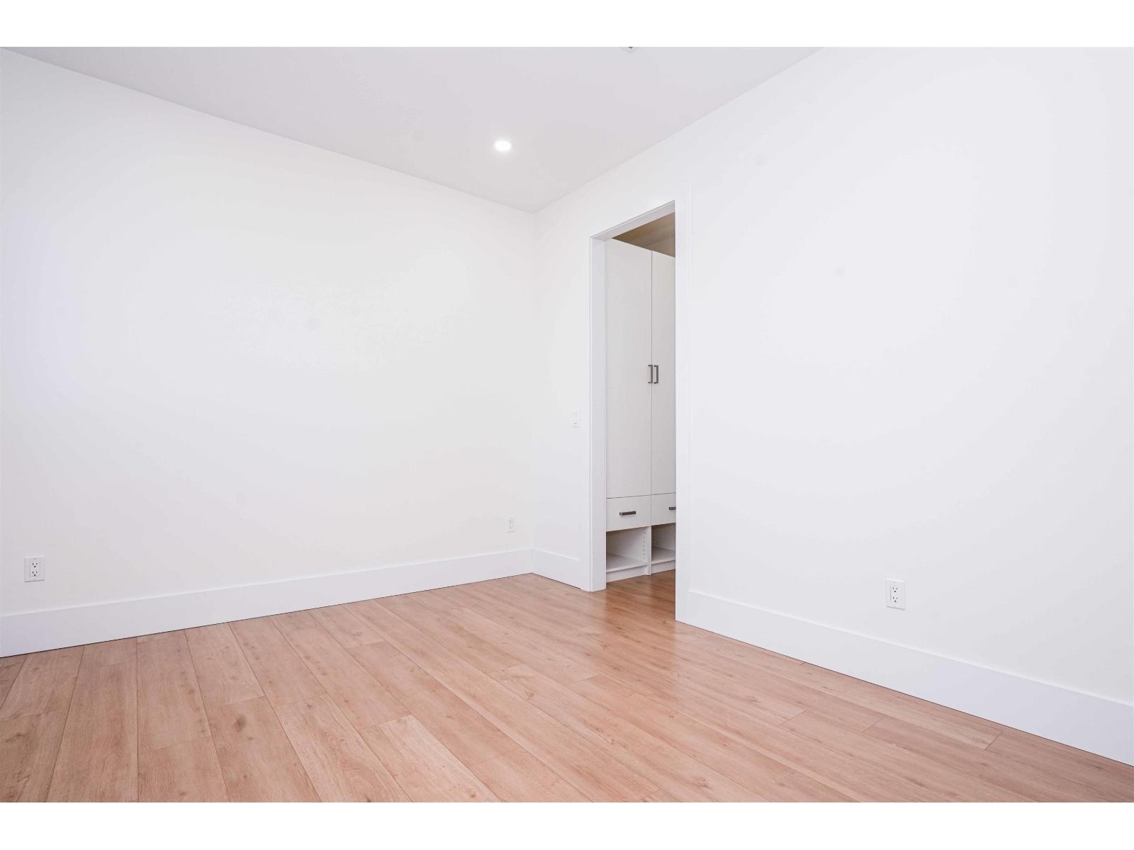 Mf 14742 62a Avenue, Surrey, British Columbia  V3S 3T1 - Photo 28 - R3118715
