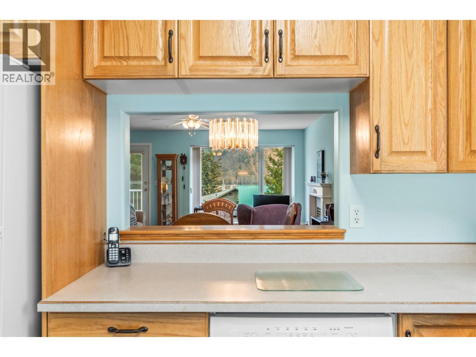 2675 Pine Avenue Unit# 55, Lumby, British Columbia  V0E 2G5 - Photo 21 - 10381177