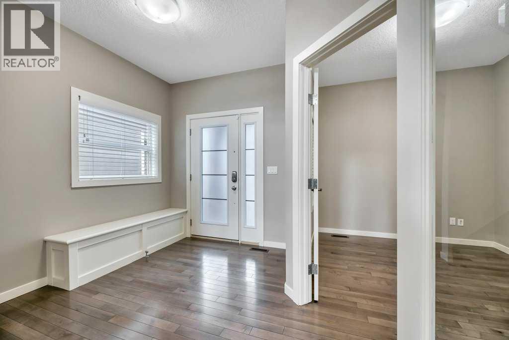 29 Aspen Summit Point SW, Calgary, Alberta  T3H 0V9 - Photo 5 - A2306584