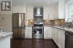 1583 Bothwell Avenue, Mississauga, Ontario  L5J 3L8 - Photo 5 - W13076138