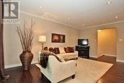 1583 Bothwell Avenue, Mississauga, Ontario  L5J 3L8 - Photo 7 - W13076138