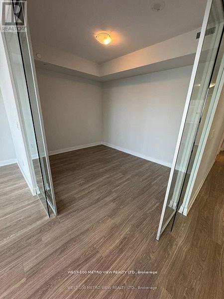 3404 - 430 Square One Drive, Mississauga, Ontario  L5B 0L6 - Photo 6 - W13076140