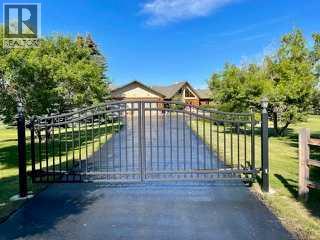 226101 88 Street E, Rural Foothills County, Alberta  T1S 3Y2 - Photo 2 - A2305227