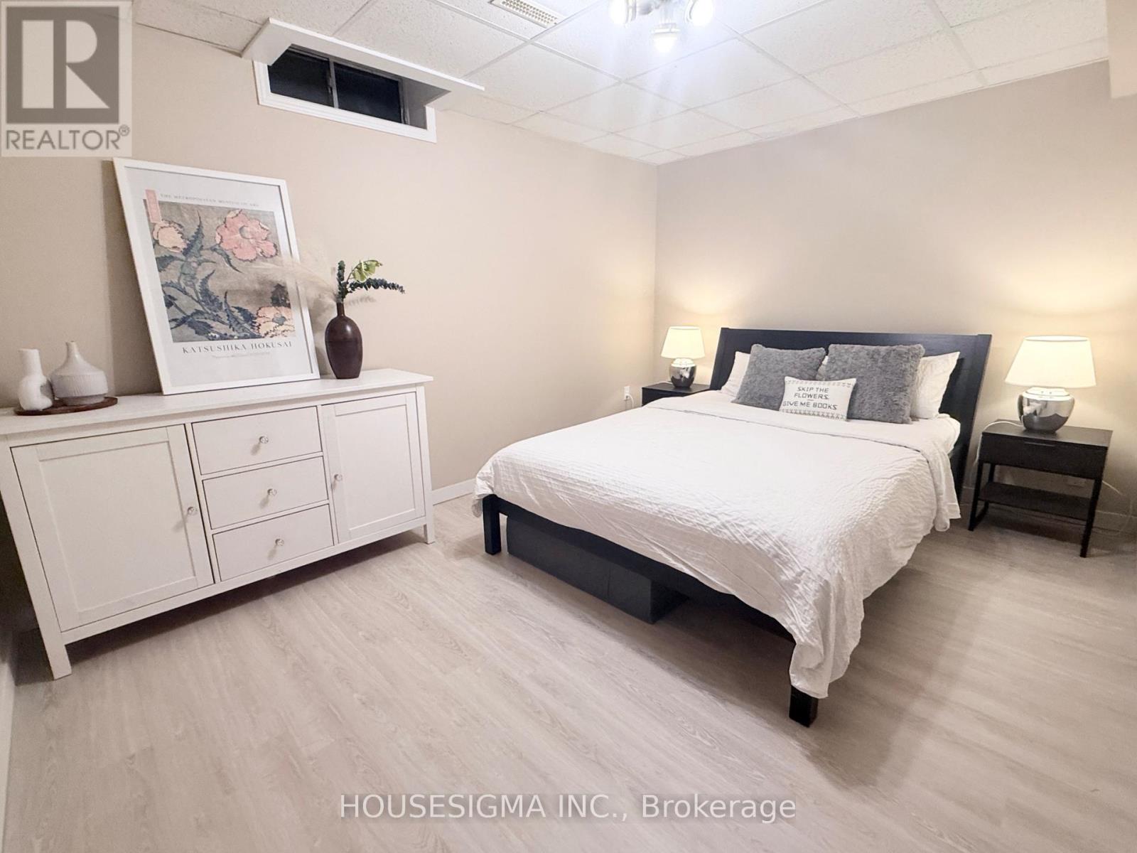 1404 Will Scarlett Drive, Oakville, Ontario  L6J 6S6 - Photo 46 - W13051438