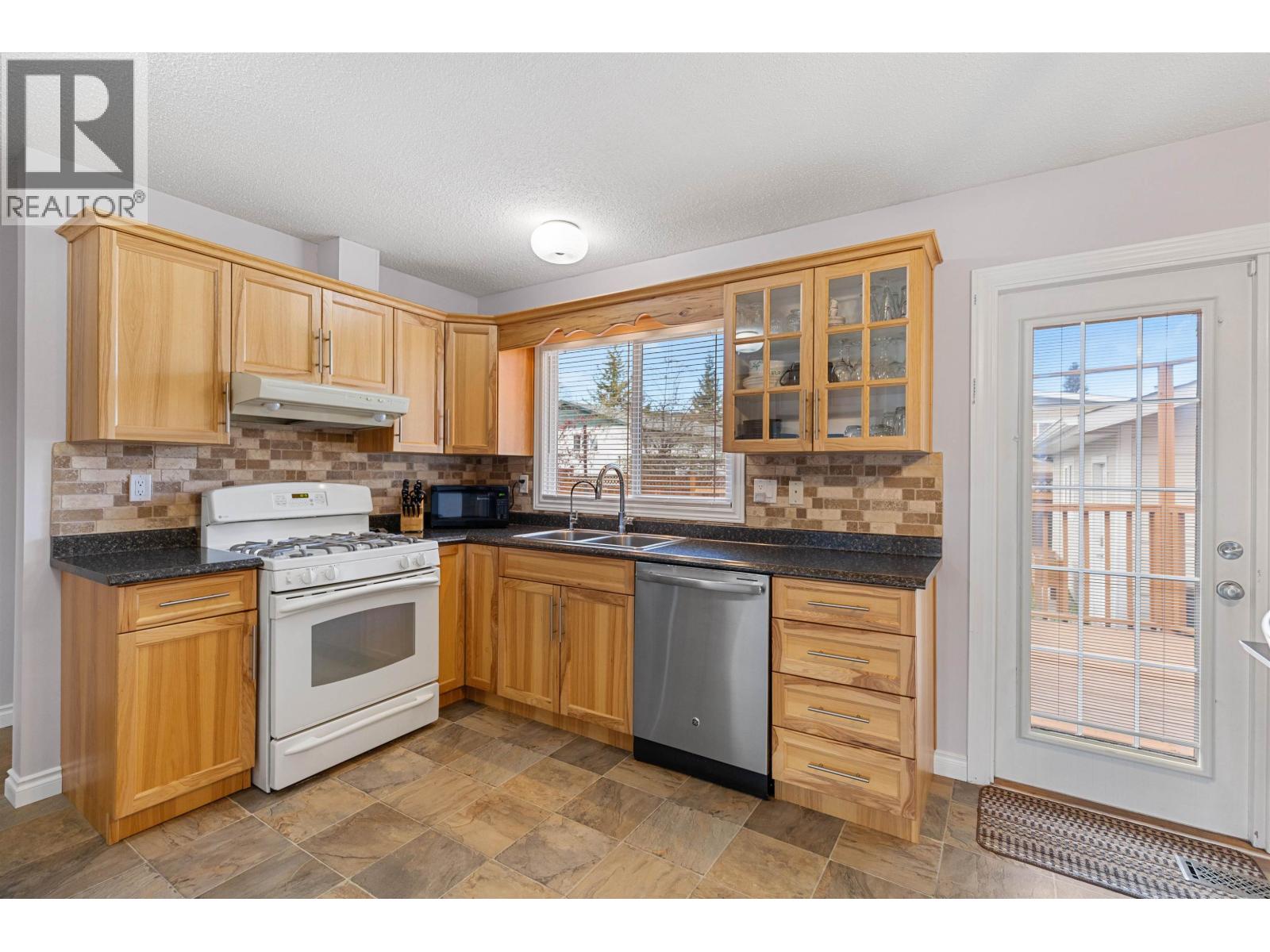 2819 Willingdon Street, Prince George, British Columbia  V2N 1S3 - Photo 6 - R3118716