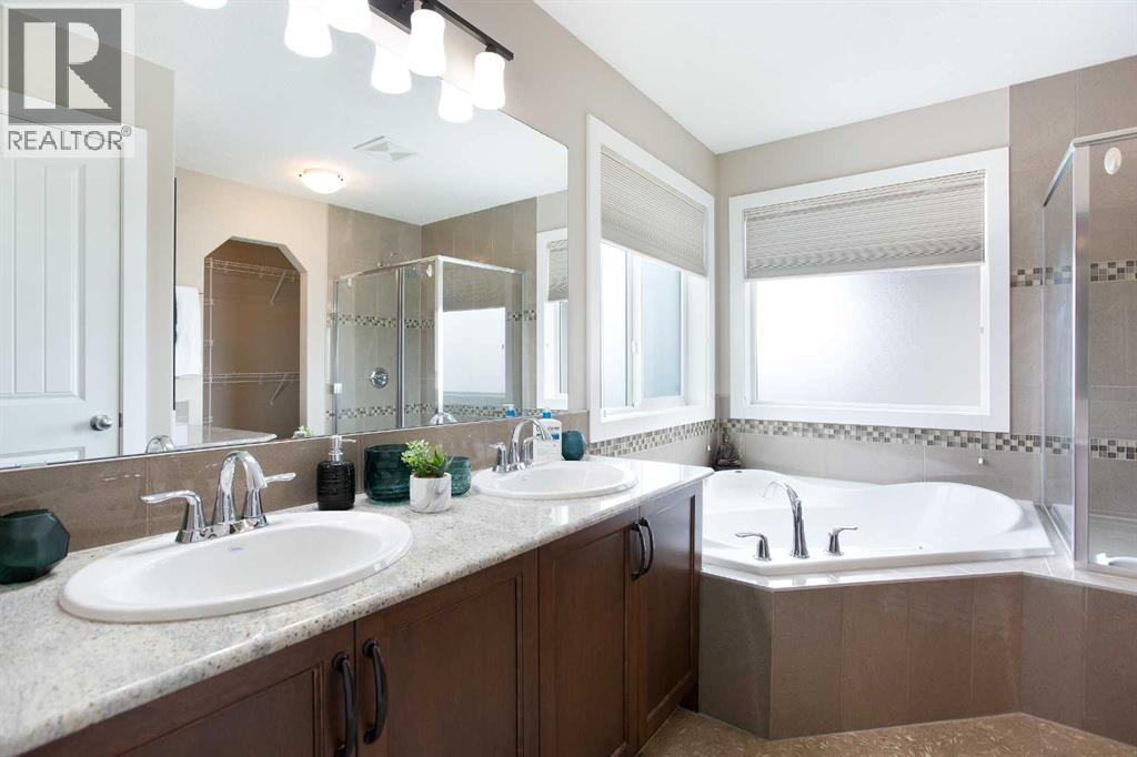 147 Morningside Mews SW, Airdrie, Alberta  T4B 0X2 - Photo 18 - A2297845