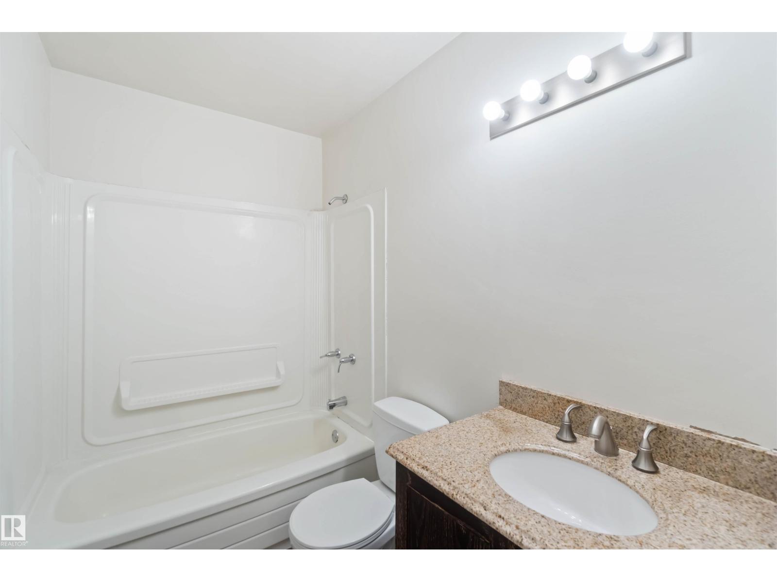 Unknown Address, ,     - Photo 8 - E4485535