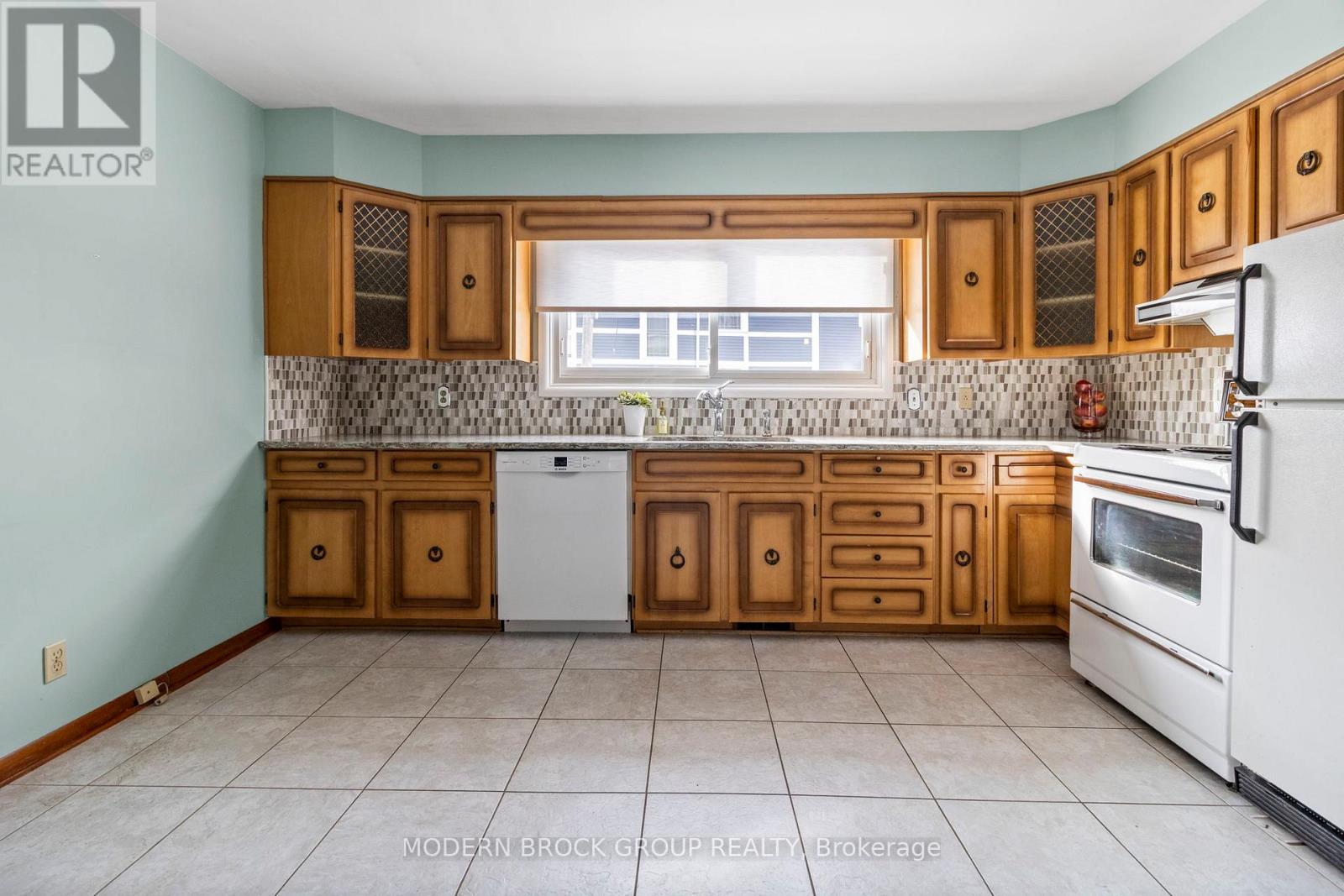 2 Woodlawn Place, Brockville, Ontario  K6V 2Z2 - Photo 16 - X12659206