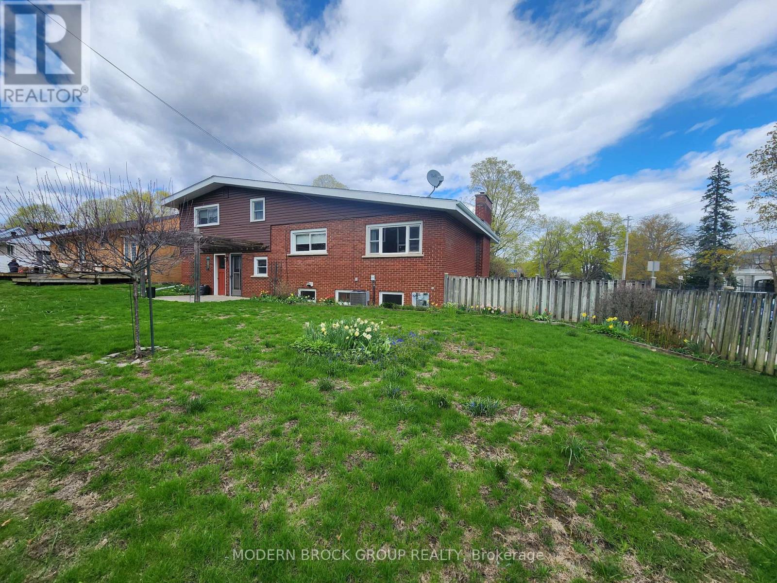 2 Woodlawn Place, Brockville, Ontario  K6V 2Z2 - Photo 41 - X12659206