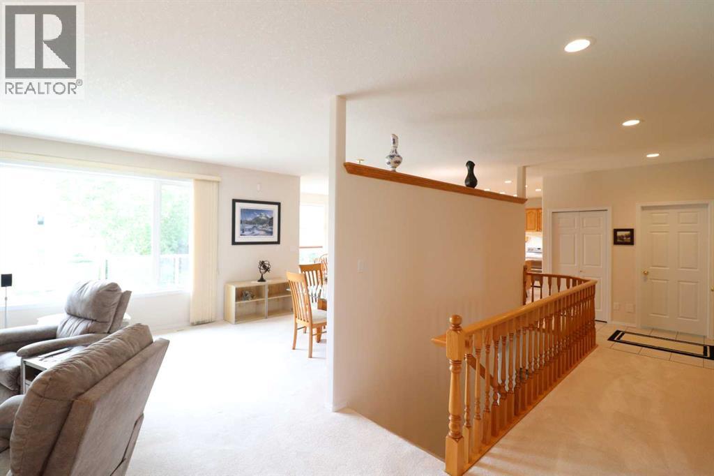 77 Fairmont Park Landing S, Lethbridge, Alberta  T1K 7L1 - Photo 3 - A2306963