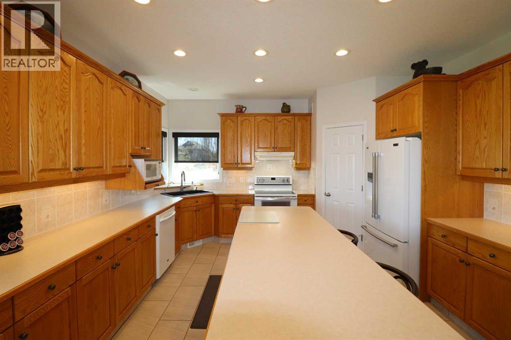77 Fairmont Park Landing S, Lethbridge, Alberta  T1K 7L1 - Photo 10 - A2306963