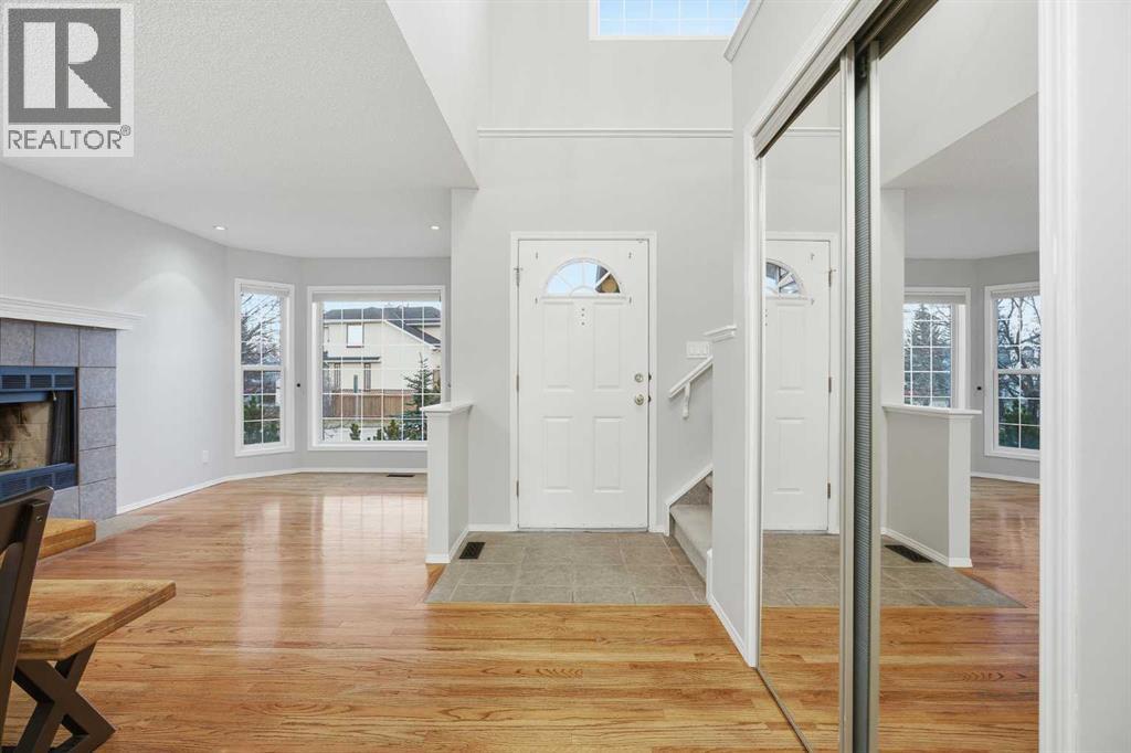 51 Sierra Nevada Way Sw, Calgary, Alberta  T3H 3M6 - Photo 4 - A2306414