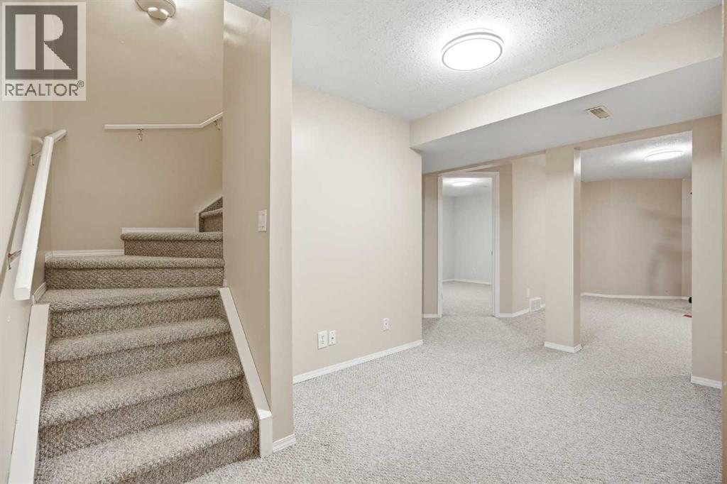 51 Sierra Nevada Way Sw, Calgary, Alberta  T3H 3M6 - Photo 31 - A2306414
