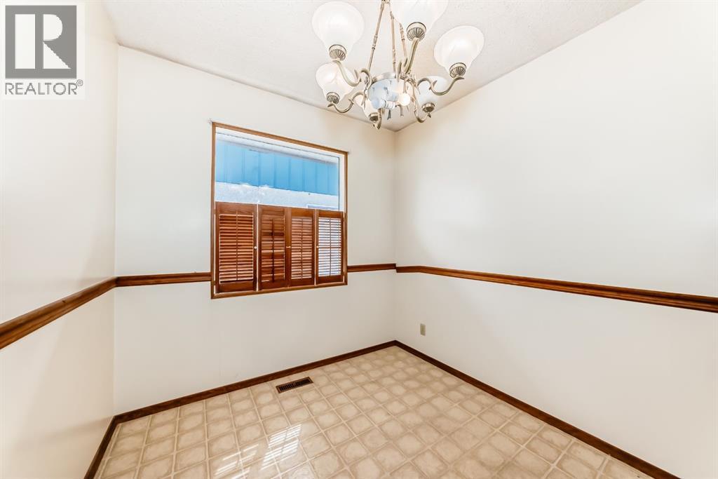 619 Maryvale Way NE, Calgary, Alberta  T2A 2V6 - Photo 14 - A2306551