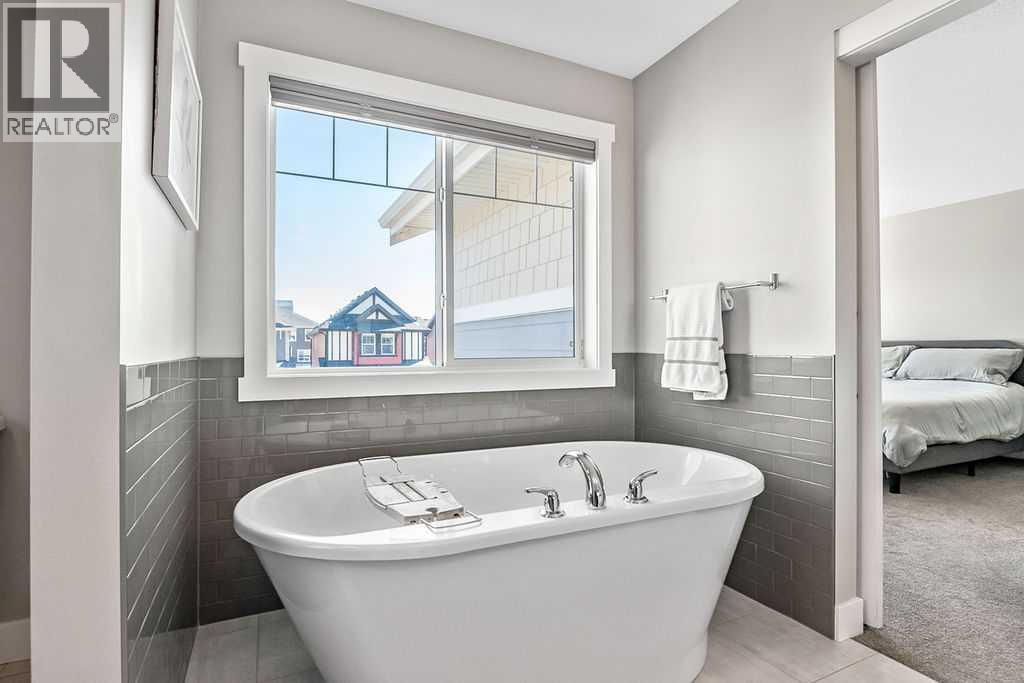 75 Sundown Way, Cochrane, Alberta  T4C 2M4 - Photo 21 - A2306790