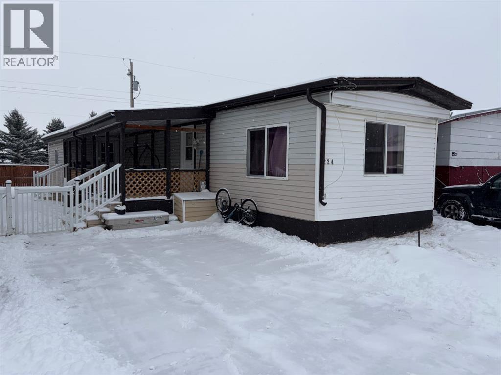 224 Polar Avenue NE, High River, Alberta  T1V 1J5 - Photo 1 - A2292548