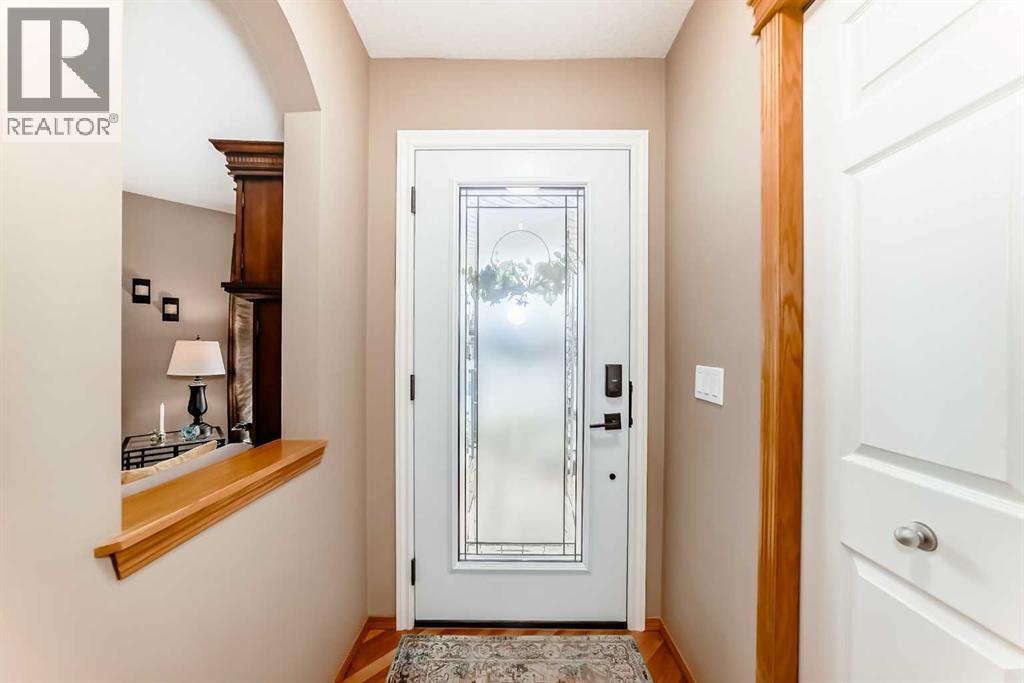 32 Shawbrooke Park Sw, Calgary, Alberta  T2Y 4L8 - Photo 6 - A2305410