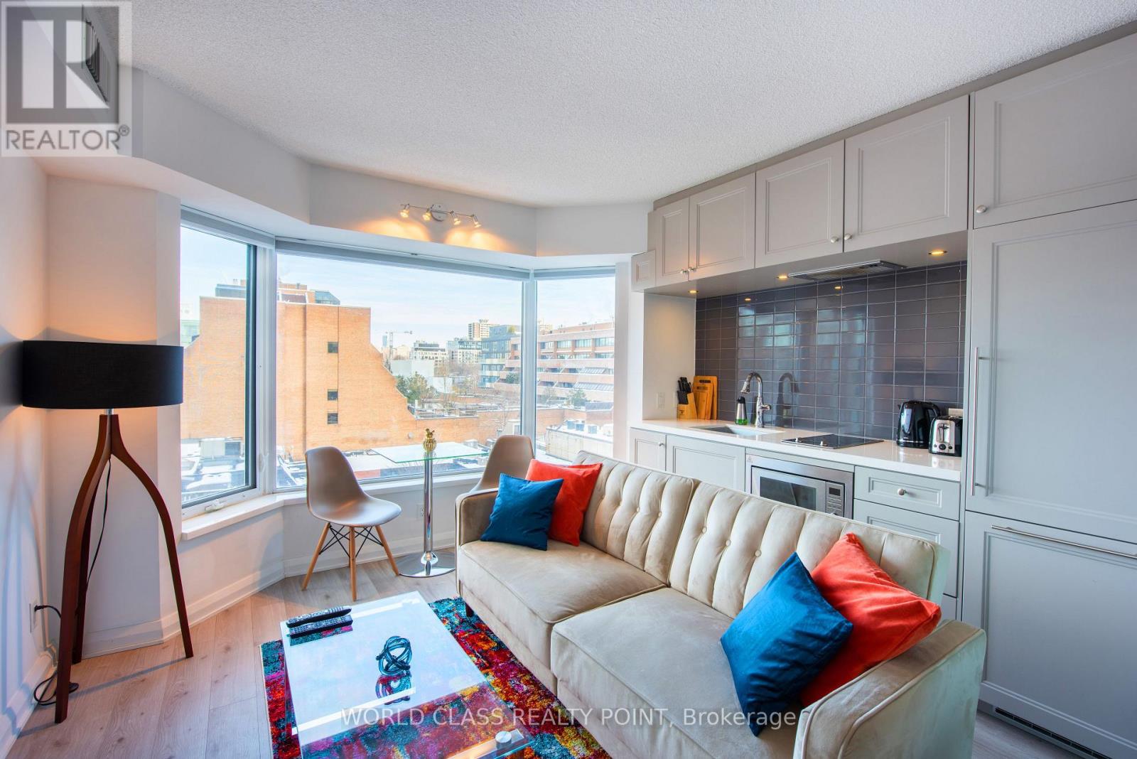 519 - 155 Yorkville Avenue, Toronto, Ontario  M5R 1C4 - Photo 2 - C13076202
