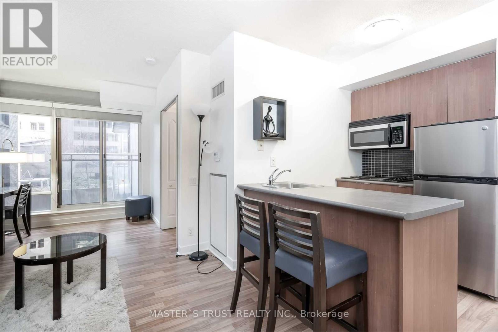 705 - 8 COLBORNE STREET, Toronto, Ontario