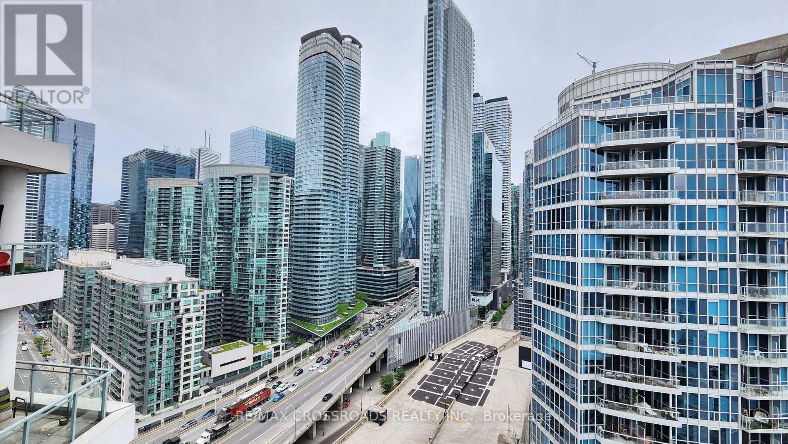 2702 - 228 Queens Quay W, Toronto (Waterfront Communities), Ontario  M5J 2X1 - Photo 39 - C13076240