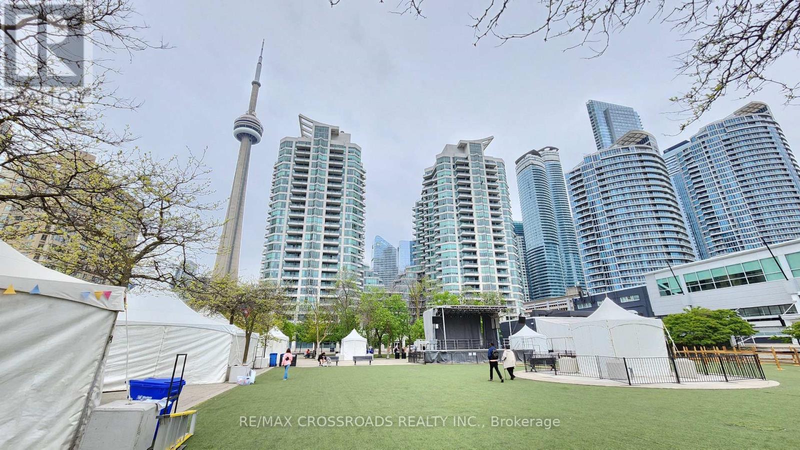 2702 - 228 Queens Quay W, Toronto (Waterfront Communities), Ontario  M5J 2X1 - Photo 6 - C13076240