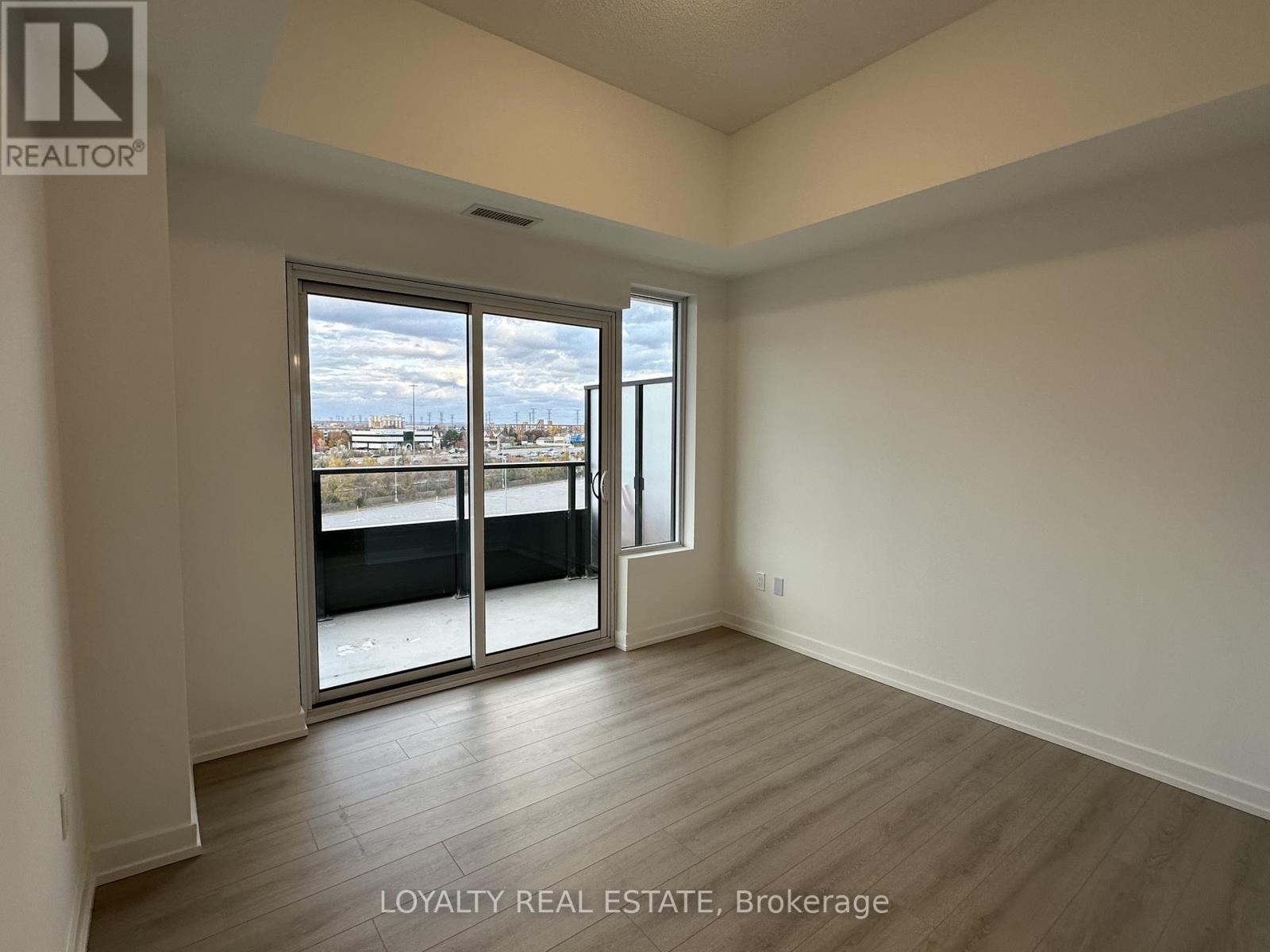 612 - 1435 Celebration Drive, Pickering, Ontario  L1W 0C4 - Photo 7 - E13076224