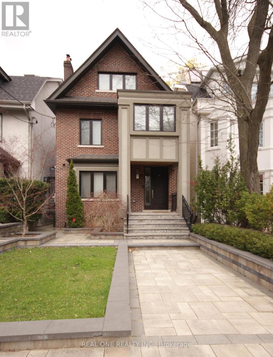 36 BINSCARTH ROAD, Toronto, Ontario