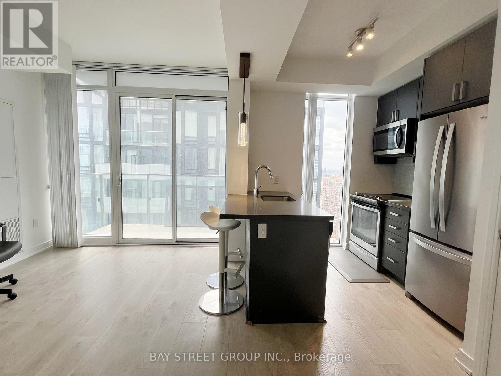 4001 - 50 Wellesley Street E, Toronto, Ontario  M4Y 0C8 - Photo 3 - C12884604
