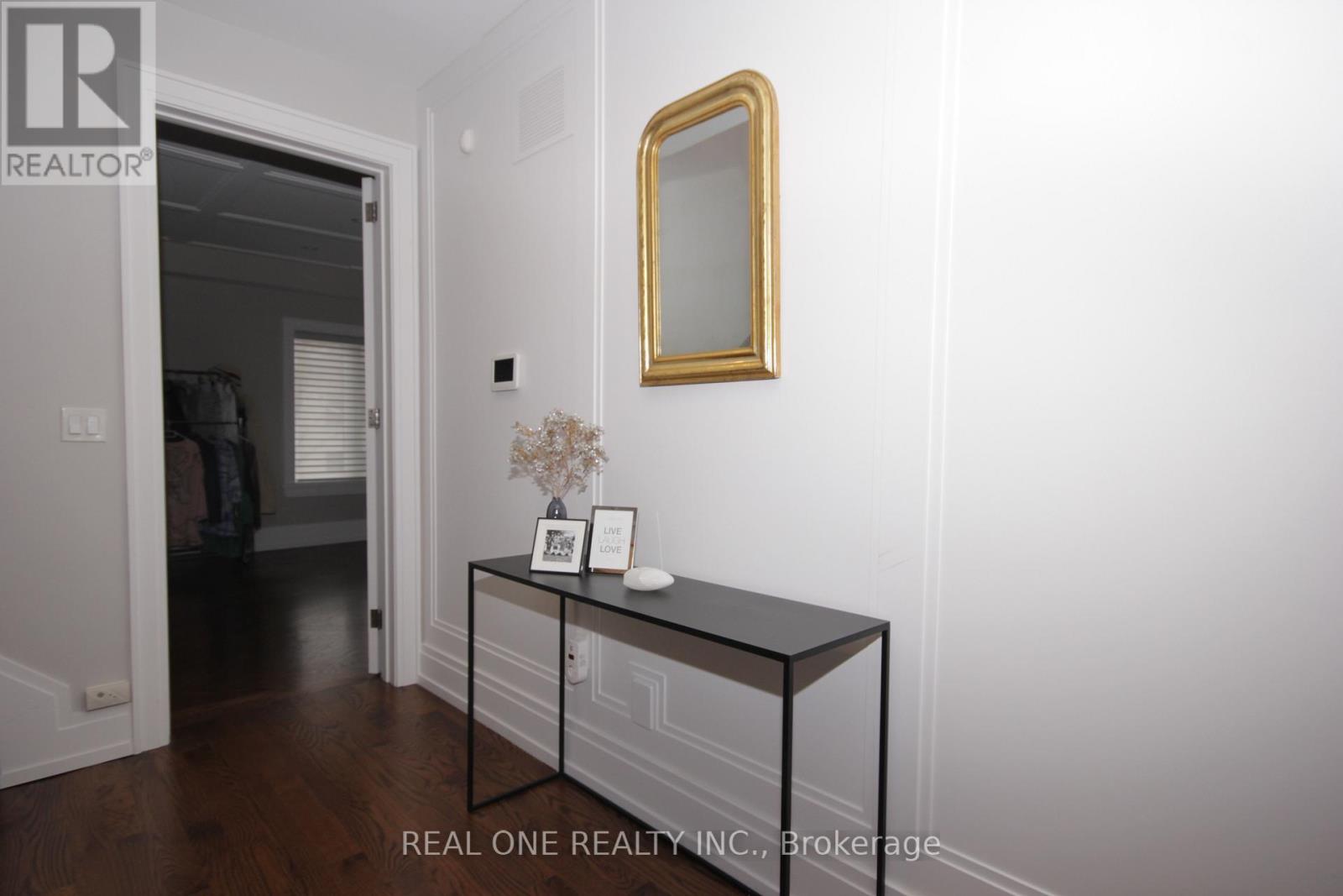 36 Binscarth Road, Toronto, Ontario  M4W 1Y1 - Photo 10 - C13076216