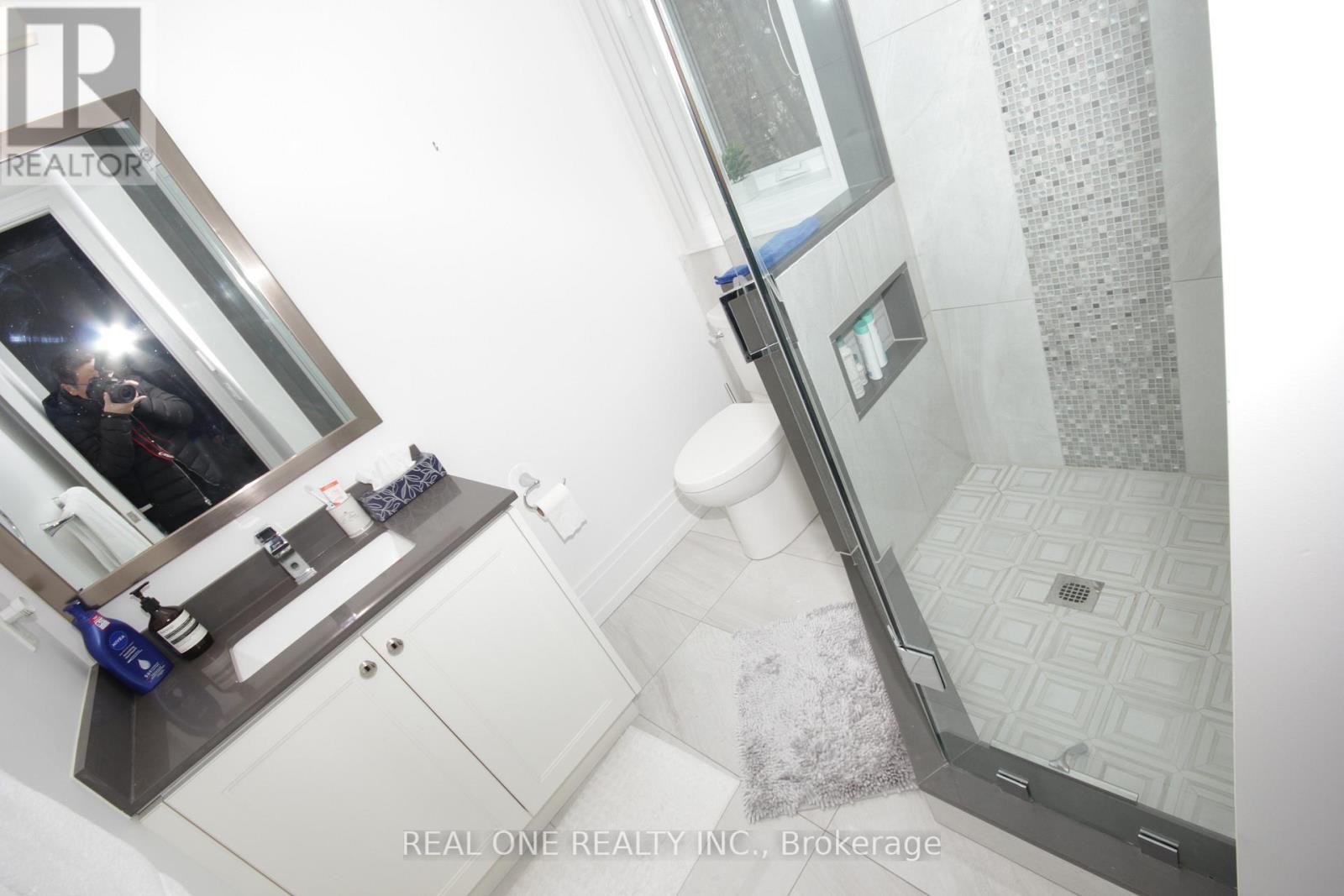 36 Binscarth Road, Toronto, Ontario  M4W 1Y1 - Photo 23 - C13076216